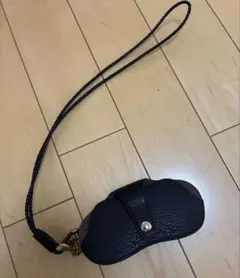 ETIAM エティアム 眼鏡ケース ネックストラップ付き レザー ブラック