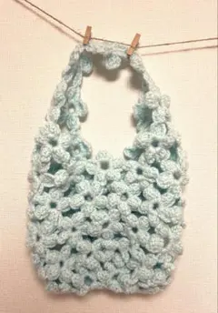 お花の編み物ミニバッグ