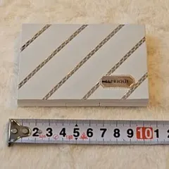 ESPRIQUE コンパクトケース 送料込みで値下げ価格✨早い者勝ち品のサムネイル