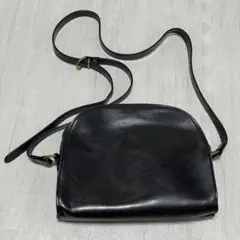 イルビゾンテ　ショルダーバッグ　ブラック　黒　皮　クロスボディバッグ