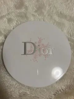 Dior コンパクト
