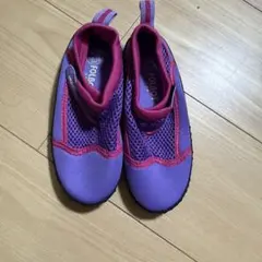 Item thumbnail for item 9ac3c0c0-ff8e-4a25-8f65-4bacd5433e18