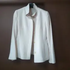 アイボリー テーラードジャケット 4ボタン