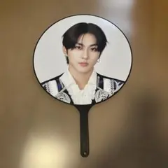 ジョンウォン　うちわ 2025年最新】enhypen うちわ ジョンウォンの人気アイテム - メルカリ