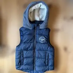 H&M ダウンベスト 取り外し可能フード付き 128-130cm