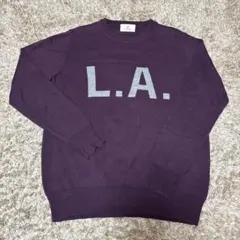 L.A.ロゴ入り紫色ニット綿セーター