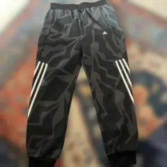adidas⭐︎160sizeパンツのサムネイル