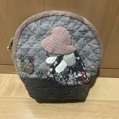 スーちゃんの丸型ポーチ