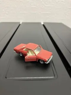 Item thumbnail for item 38cb08fd-2fd7-4c82-a490-c34028f2755e