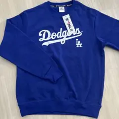 新品タグ付き♡ドジャース　トレーナー　裏起毛　ブルー
