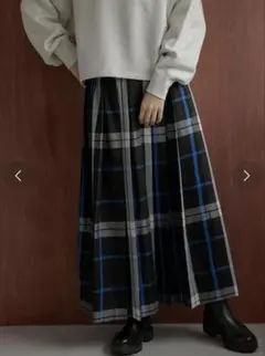 アーバンリサーチ　プリーツロングスカート