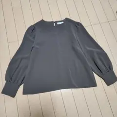 NATURALBEAUTYBASIC バルーンスリーブ長袖カットソー　ブラウンM