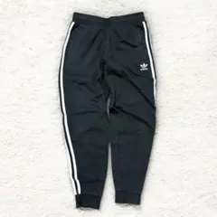 Item thumbnail for item 32a728d1-03f9-41c6-9921-5e5810b39ed2