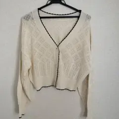 earthmusic&ecologyオフホワイトレース編み Vネックカーディガン