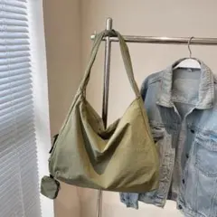 オリーブグリーン トートバッグ サイドポケット付き