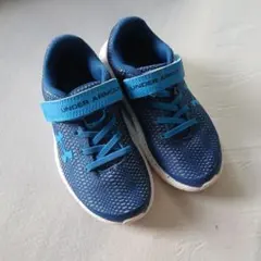 Under Armour キッズ スニーカー 17cmのサムネイル