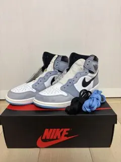 Nike Air Jordan1 Retro High ユニバーシティブルー