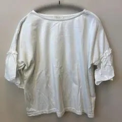 earth music&ecology 袖フリルカットソー オフホワイト F