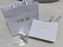 Diorショップバックのサムネイル
