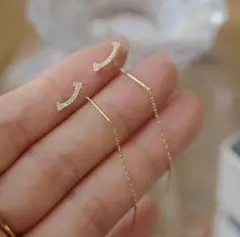 ジルコニア　ゴールド　ピアス　揺れるロングチェーン　韓国　大人可愛い　上品