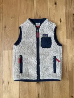 Patagonia [4T]フリースベスト