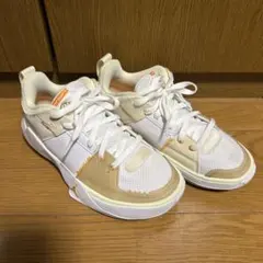 NIKE ジョーダン ワン テイク 5 GS バスケットシューズ　24センチのサムネイル