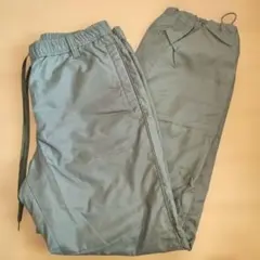 ユニクロ　UNIQLO　ライトグレー ワークパンツ