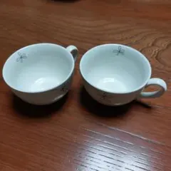 花模様の白いティーカップ 2個セット