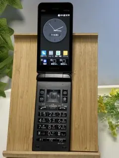 au GRATINA KYF42 ブラック SIMロック解除済み ナノシム