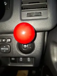 Item thumbnail for item e4ae34e9-5974-4c8d-b6ff-c79b2837548e