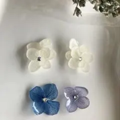 【秋の感謝セール】ミニ紫陽花ピアス／イヤリング◡̈♥︎セット　白＆ブルーパープル
