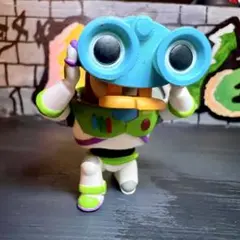 ディズニー　トイストーリー　かくれんぼフィギュア　バズ　ガチャガチャ