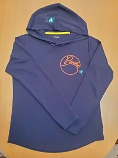フード付きネイビー色Tシャツ Mサイズ　ローチェ