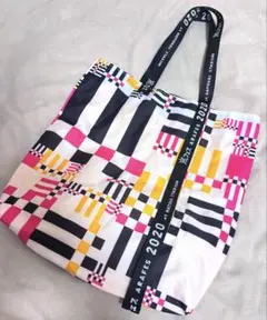 Item thumbnail for item fb2e9019-5425-41dd-a777-db97e78aa172