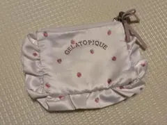 ジェラートピケ いちご柄ティッシュポーチ