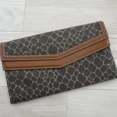 Item thumbnail for item 504384e9-ad94-4516-b287-5776e6cb33f2