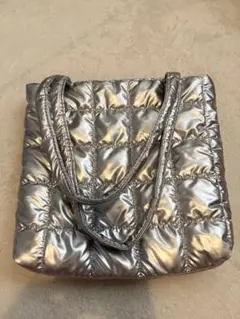 シルバー キルティング ナイロンショルダーバッグ