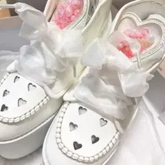 厚底スニーカーＭサイズ美品のサムネイル
