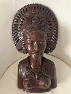 アフリカ女性★美術品★木彫りの胸像【高さ約40㎝】6kg アフリカ女性☆美術品☆木彫りの胸像【高さ約40㎝】6kg - メルカリ