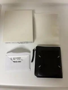 【美品】Maison Margiela 二つ折り財布　ブラックのサムネイル