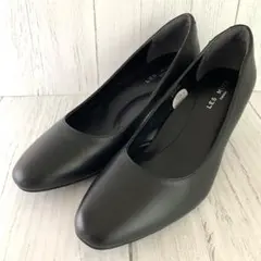 【極美品】LES MUES Femmeパンプス24㎝幅広 リクルートのサムネイル