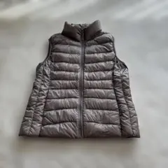 UNIQLO 新品グレー ダウンベスト S