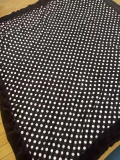 サンゴマイヤーこたつ薄掛け　185×185ブラウンドット柄　ブランケット