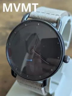 電池交換済み　MVMT Watches ムーブメント リボルバー 腕時計のサムネイル