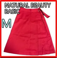 ナチュラルビューティーベーシック　ベルトデザインフレアスカート♡プリーツ　M