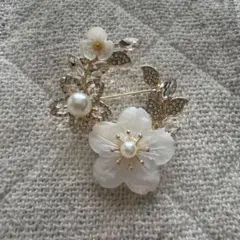 桜 ブローチ ビジュー パール フォーマル