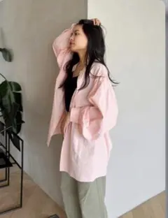searoomlynn コットンWASHギャザーシャツ シェルピンクのサムネイル