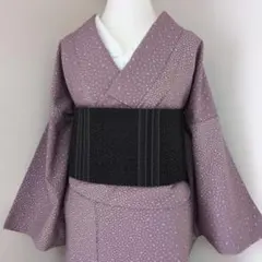 三花】正絹 紬 矢羽根柄 幾何学模様 粋 ベージュ 着物 リユース - メルカリ