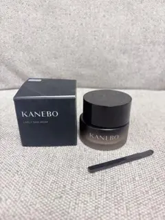 KANEBO ライブリースキン ウェア　30g オークルAのサムネイル