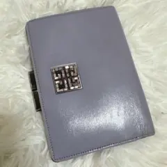 GIVENCHY ジバンシー　二つ折り財布　薄紫　パープル　レディースのサムネイル